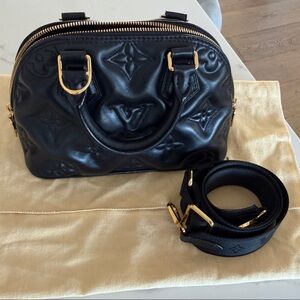 Louis Vuitton Black Noir Bubblegram Monogram Alma BB Leather Bag Strap dustbag